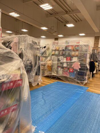 兵庫県 神崎郡 大手衣料品店様にて業務用エアコン入れ替え工事